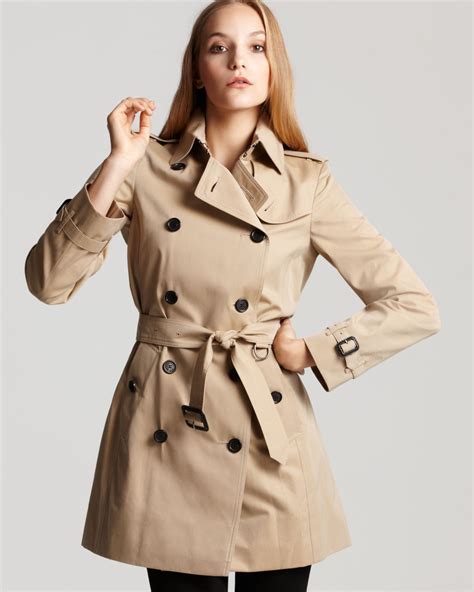 burberry trenchcoat dam|Burberry trenchcoat outlet price.